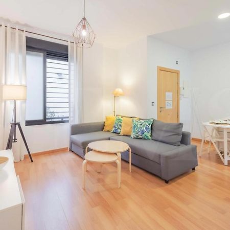 Relaxing Apartment With Community Pool & Parking- Center Málaga Eksteriør bilde